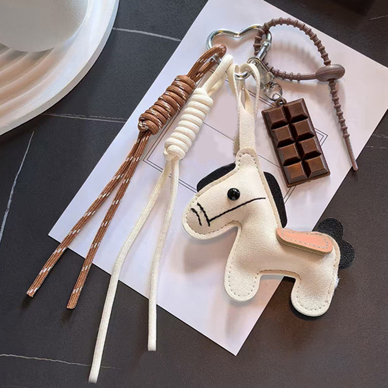 Yeni INS Tarzı Deri At Yılı Ce - Phone Accessories From China incelemesi ve fiyatı